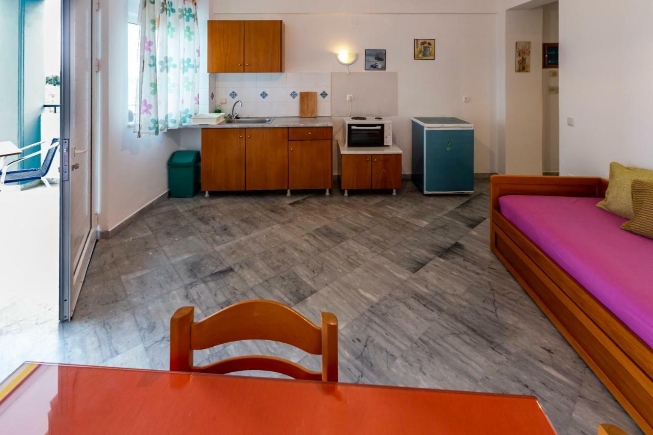 Iris Apartments ครานี ภายนอก รูปภาพ