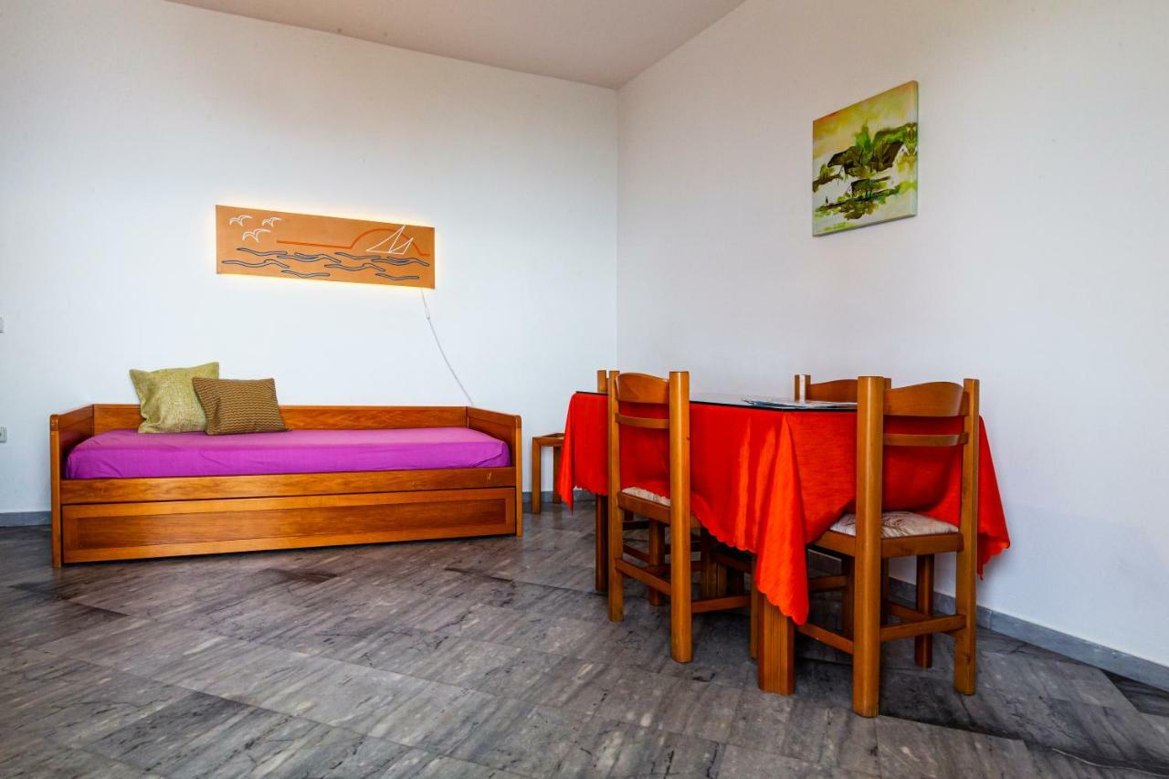 Iris Apartments ครานี ภายนอก รูปภาพ